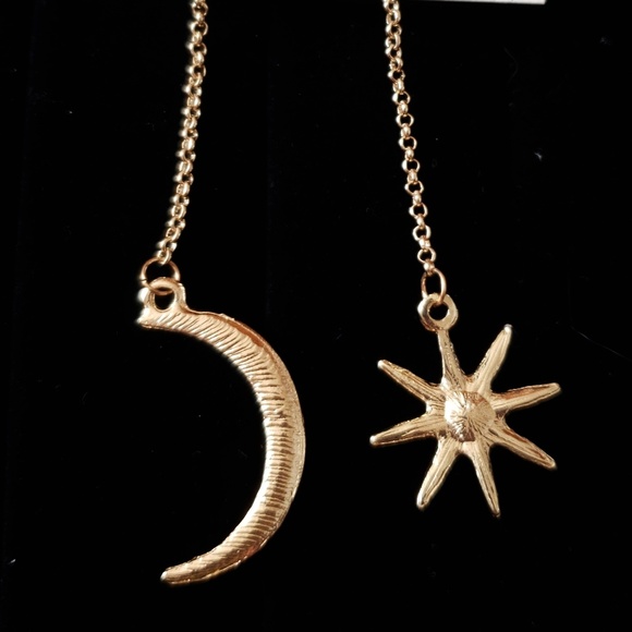 Crescent Moon and Star earrings - Picture 3 of 4